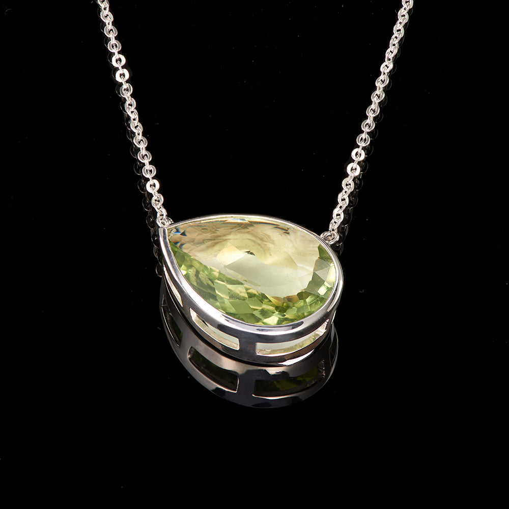 The Self Esteem Pendant | Green Amethyst