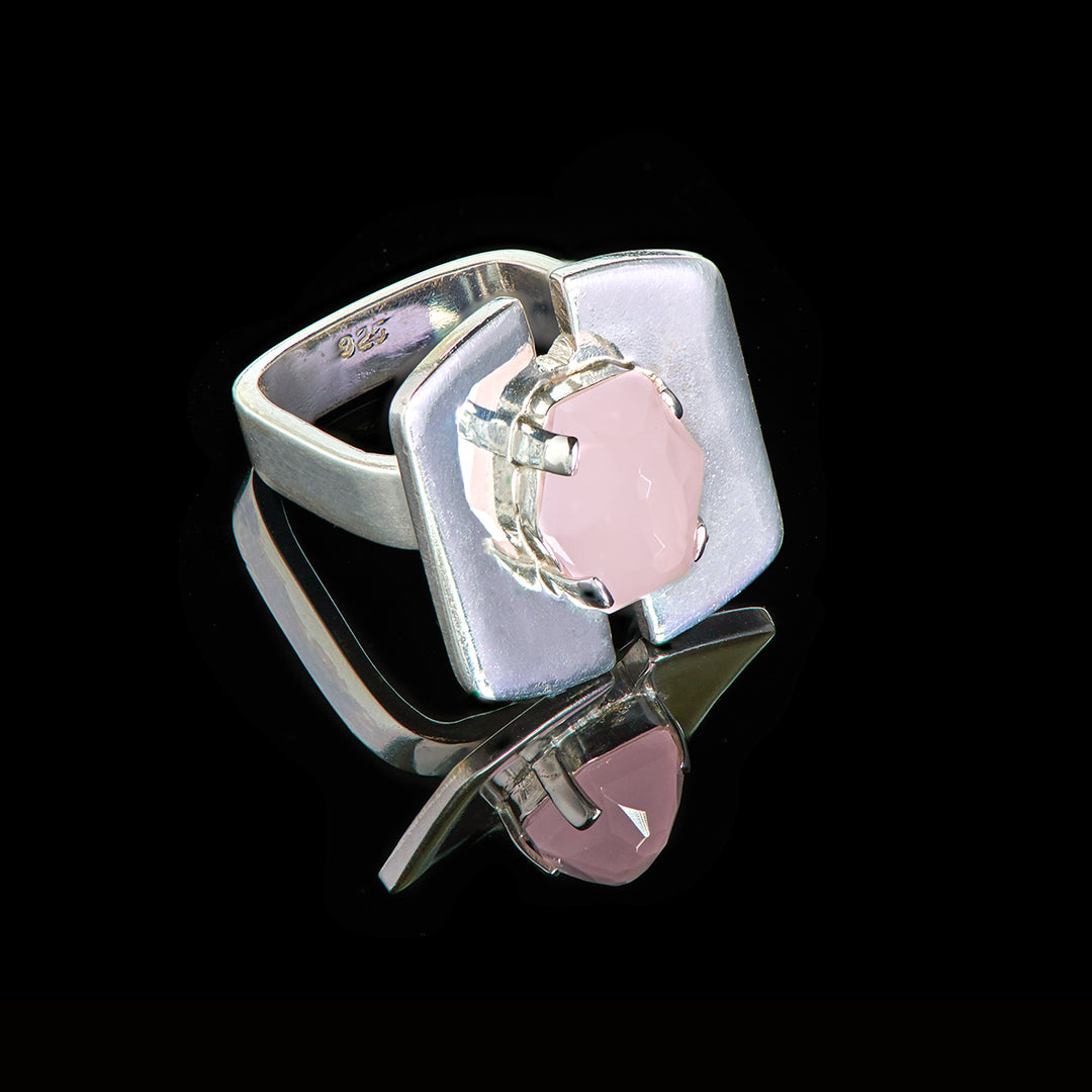 The Beatrice Ring | Rose Quartz