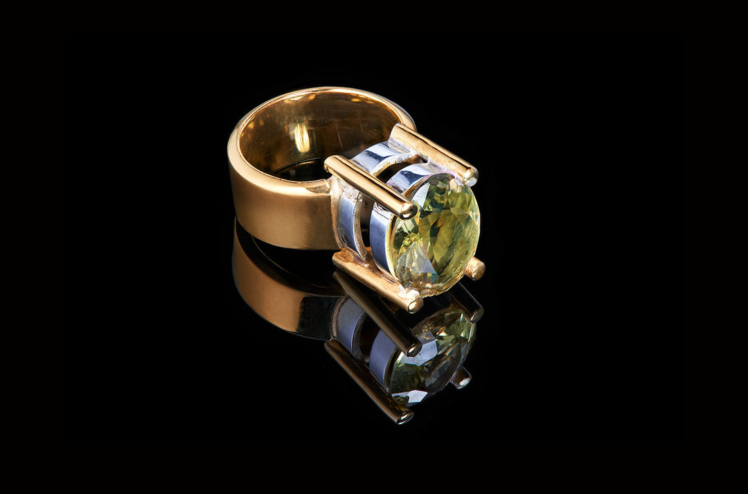 Carole | Olive Quartz | Sample